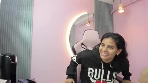 Snapshot of jazmin_ebony chatting on 09-26-25, 10:08 jazmin online show from 09-26-25, 10:08