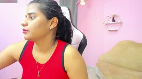 Snapshot of jazmin_ebony chatting on 10-10-25, 11:20 jazmin online show from 10-10-25, 11:20