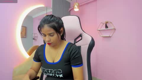 Snapshot of jazmin_ebony chatting on 10-22-25, 10:59 jazmin online show from 10-22-25, 10:59