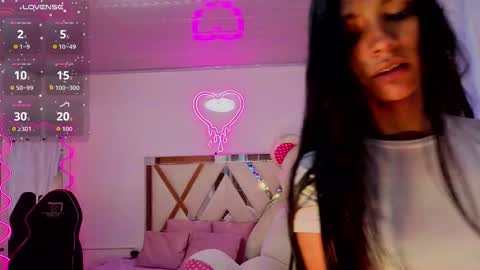 Jazmin  online show from 09-19-25, 11:44