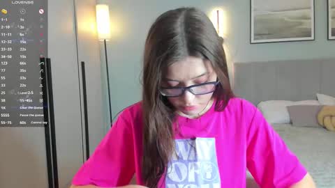 Snapshot of jazminenakano chatting on 12-21-25, 07:10 Mira the personal mirage D online show from 12-21-25, 07:10