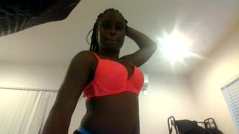 Snapshot of jazzystelo0 chatting on 09-21-25, 01:40 Jazzystelo online show from 09-21-25, 01:40