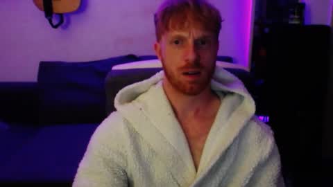 Snapshot of jb_cams chatting on 02-14-25, 11:20 jb_cams online show from 02-14-25, 11:20