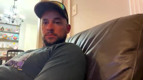 Snapshot of jbills910910 chatting on 03-27-26, 03:56 jbills910910 online show from 03-27-26, 03:56