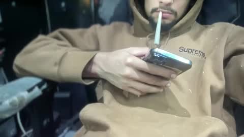 Royal Family online show from 10-26-25, 03:12