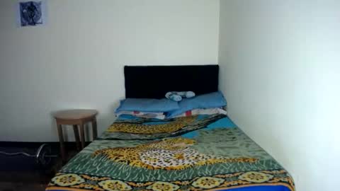 Snapshot of jboy_s chatting on 12-11-24, 05:53 jboy_s online show from 12-11-24, 05:53