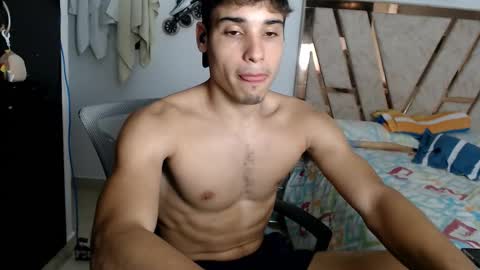 Lin online show from 03-08-26, 05:44