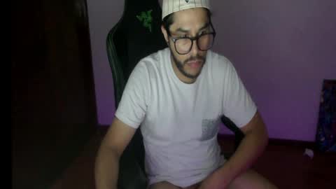 Snapshot of jbx6x9 chatting on 04-26-26, 10:35 NiceD online show from 04-26-26, 10:35