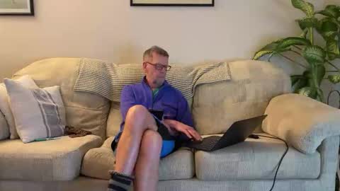 Jon online show from 01-11-26, 04:45