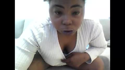 Snapshot of jccaramelbarbie12 chatting on 01-17-26, 04:43 JCCaramelbarbie online show from 01-17-26, 04:43