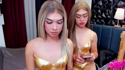 Snapshot of jchugecock chatting on 11-06-25, 01:45 jchugecock online show from 11-06-25, 01:45