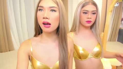 Snapshot of jchugecock chatting on 11-22-25, 02:49 jchugecock online show from 11-22-25, 02:49