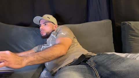 Snapshot of jcmax305 chatting on 02-14-26, 07:10 JcMax305 online show from 02-14-26, 07:10