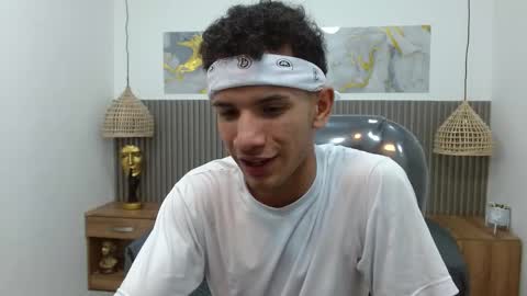 jdwhite18 online show from 03-18-26, 04:04