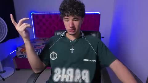 Snapshot of jean_burns chatting on 02-14-26, 07:10 jean_burns online show from 02-14-26, 07:10