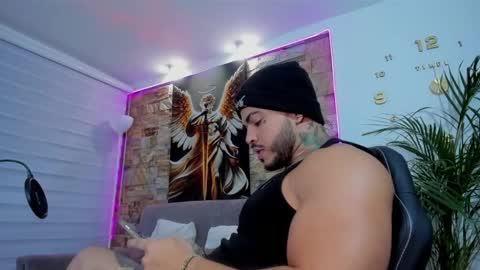 Jean  axelcrow       Modelo Independiente online show from 05-06-26, 06:19