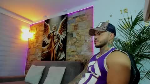 Snapshot of jean_lopez chatting on 07-17-26, 06:09 Jean axelcrow Modelo Independiente online show from 07-17-26, 06:09