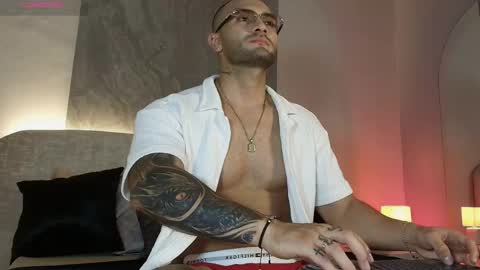 Snapshot of jeancolleman chatting on 06-10-26, 12:11 Jean Colleman online show from 06-10-26, 12:11