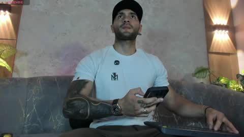 Snapshot of jeancolleman chatting on 06-30-26, 12:00 Jean Colleman online show from 06-30-26, 12:00