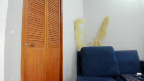 Snapshot of jeann_alex chatting on 06-28-26, 02:39 Jean alex online show from 06-28-26, 02:39