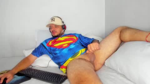 Snapshot of jeann_alex chatting on 07-27-26, 01:40 Jean alex online show from 07-27-26, 01:40