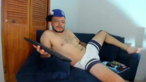 Snapshot of jeann_alex chatting on 07-30-26, 01:04 Jean alex online show from 07-30-26, 01:04