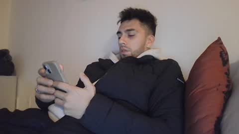 jean pier bello Silva online show from 12-16-24, 03:30