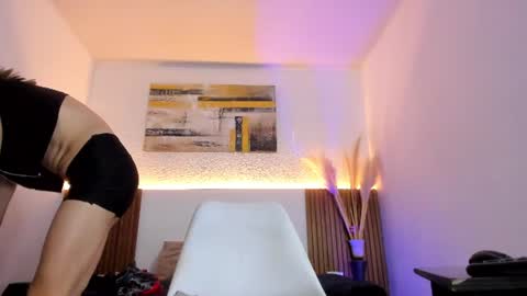 Snapshot of jeanys_sneider chatting on 06-28-26, 05:46 Jeays online show from 06-28-26, 05:46