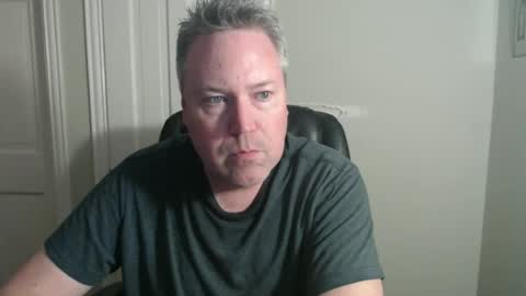 Snapshot of jeb5150 chatting on 05-18-26, 01:24 JE online show from 05-18-26, 01:24