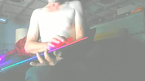 Snapshot of jedishy925585 chatting on 06-17-26, 01:19 jedishy925585 online show from 06-17-26, 01:19