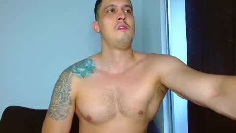 Snapshot of jeff_deall chatting on 01-02-25, 10:44 Jeff Deal online show from 01-02-25, 10:44