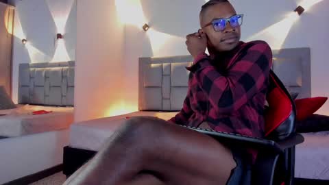Snapshot of jeffrey_cottom chatting on 02-01-25, 05:26 Jeff online show from 02-01-25, 05:26