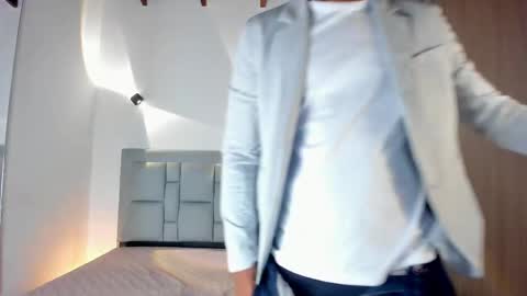Snapshot of jeffrey_cottom chatting on 03-10-25, 08:34 Jeff online show from 03-10-25, 08:34
