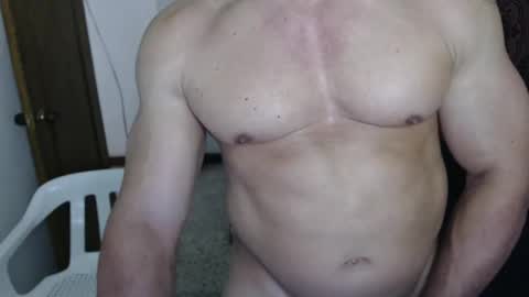 Snapshot of jefmuscletw chatting on 01-30-25, 07:15 brayam online show from 01-30-25, 07:15