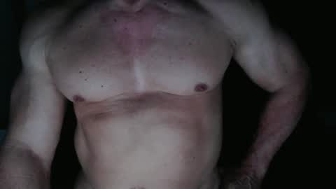 Snapshot of jefmuscletw chatting on 02-18-25, 02:49 brayam online show from 02-18-25, 02:49