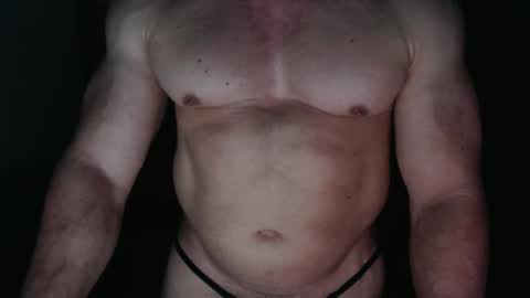Snapshot of jefmuscletw chatting on 10-06-25, 03:15 brayam online show from 10-06-25, 03:15
