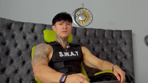 Snapshot of jeins_carter chatting on 12-31-24, 01:41 JC online show from 12-31-24, 01:41