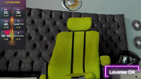 Snapshot of jeins_carter chatting on 02-21-25, 04:59 JC online show from 02-21-25, 04:59