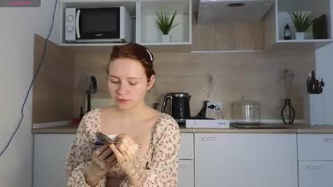 Snapshot of jelly_cherry chatting on 12-04-24, 08:45 Emily online show from 12-04-24, 08:45