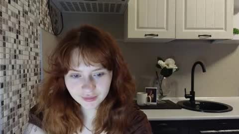 Snapshot of jelly_cherry chatting on 01-17-25, 10:23 Emily online show from 01-17-25, 10:23