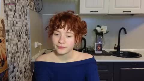 Snapshot of jelly_cherry chatting on 02-07-25, 06:45 Emily online show from 02-07-25, 06:45