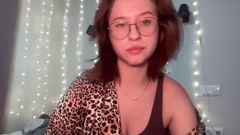 Snapshot of jelly_gum chatting on 12-08-24, 09:02 Inna online show from 12-08-24, 09:02