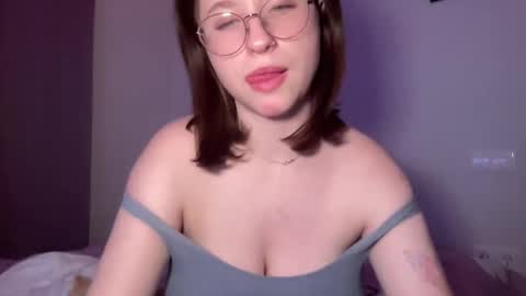 Snapshot of jelly_gum chatting on 02-05-25, 06:15 Inna online show from 02-05-25, 06:15