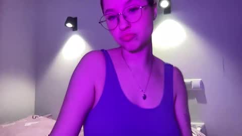 Snapshot of jelly_gum chatting on 02-06-25, 05:51 Inna online show from 02-06-25, 05:51