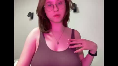 Snapshot of jelly_gum chatting on 03-03-25, 03:09 Inna online show from 03-03-25, 03:09