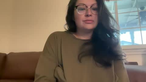 Snapshot of jellybeanin chatting on 12-12-24, 05:04 Jelli online show from 12-12-24, 05:04