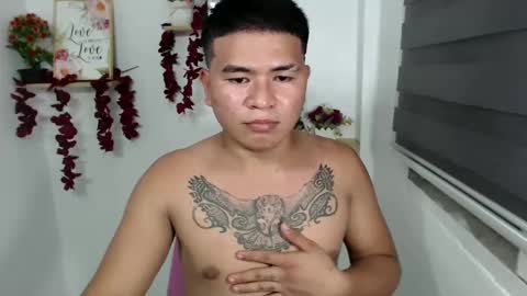 Snapshot of jem_fuckboyx chatting on 12-04-24, 04:16 Jem online show from 12-04-24, 04:16