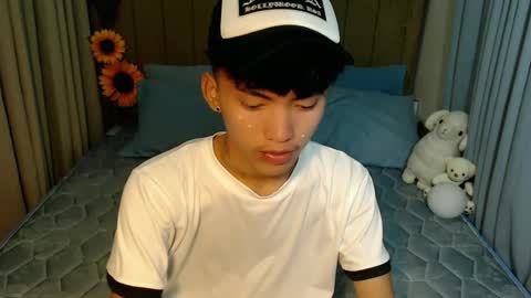 Snapshot of jemart_urnaughtboy chatting on 07-06-26, 12:13 jemart_urnaughtboy online show from 07-06-26, 12:13