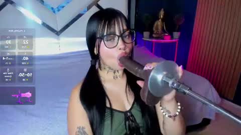 Snapshot of jena_nicols chatting on 06-23-26, 03:59 Jena online show from 06-23-26, 03:59