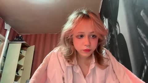 Snapshot of jenaehaby chatting on 05-16-26, 07:34 Jessica online show from 05-16-26, 07:34
